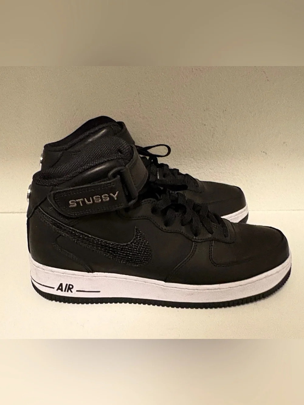 Air Force 1 Mid x Stussy 90’s Black Heritage Collab Iconic Sneakers Size 9